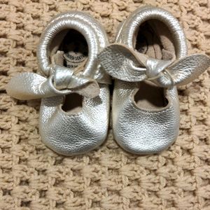 EUC Freshly Picked Mary Jane Moccasins